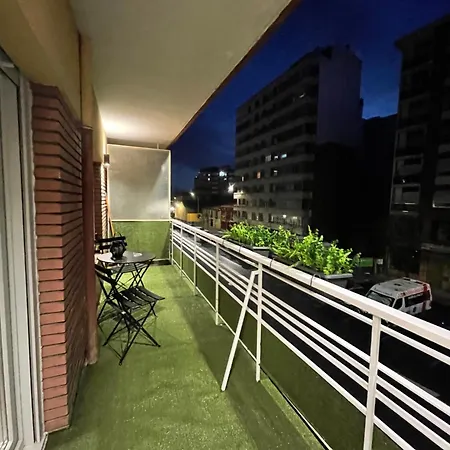 Céntrico Santa Ana * León