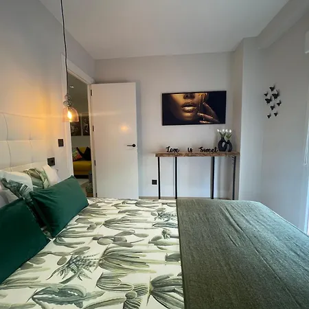 Céntrico Santa Ana *